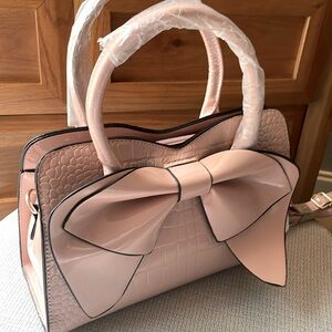 Front Bow  Pattern Handbag
